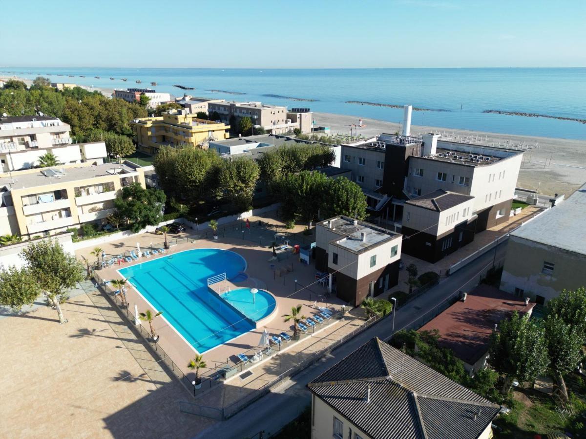 Color Perla Village Bellaria-Igea Marina Eksteriør billede