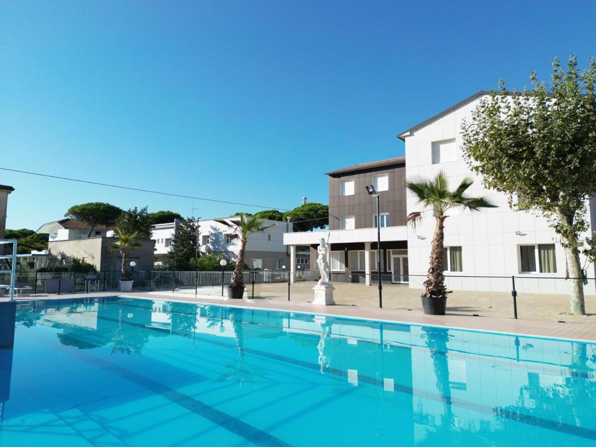 Color Perla Village Bellaria-Igea Marina Eksteriør billede