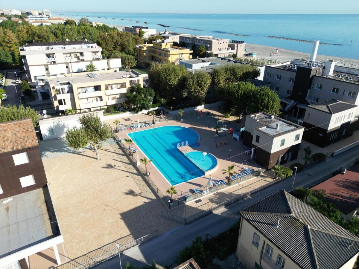 Color Perla Village Bellaria-Igea Marina Eksteriør billede